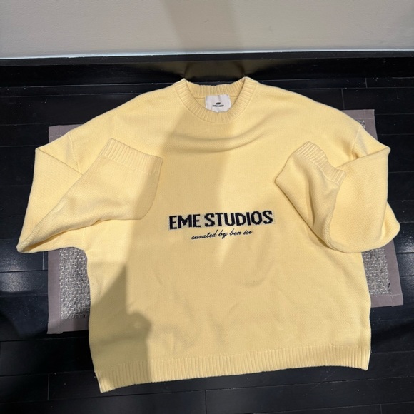 Women's Yellow Crew Neck Sweater - Picture 3 of 16